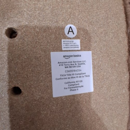 AMAZONBASICS PREMIUM CAT SCRATCHING POST- 16" X 35" X 16" - NATURAL WOOD/IVORY image 2