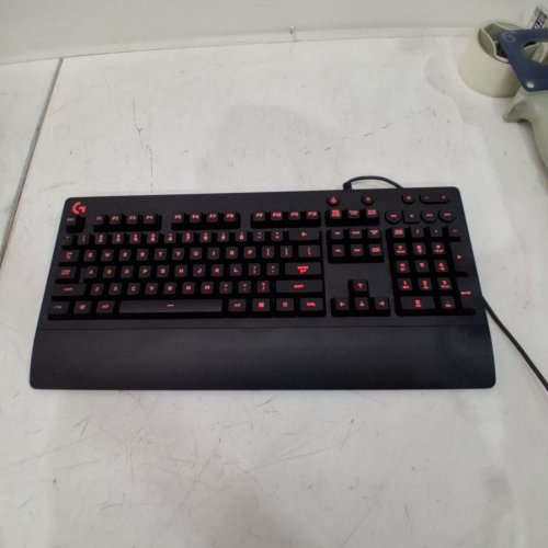 LOGITECH G213 PRODIGY WIRED RGB GAMING KEYBOARD WITH 16.8 MILLION LIGHTING COLOURS - (MODEL: Y-U0029/920-008083) image 2