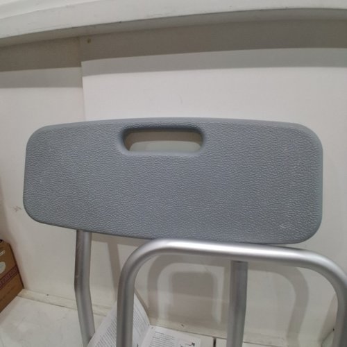 MEDLINE GUARDIAN BATHTUB TRANSFER BENCH WITH BACK SUPPORT & SUCTION FEET - 400LBS CAPACITY - GREY (MODEL: G3-100KBX1) image 3