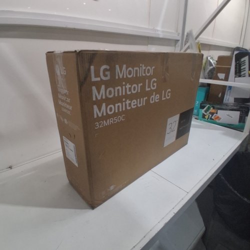 LG 32" CURVED MONITOR WITH TILT STAND, AMD FREESYNC, AND DYNAMIC ACTION SYNC - 100HZ - 5MS RESPONSE TIME - HDMI - BLACK (MODEL: 32MR50C-B) image 8