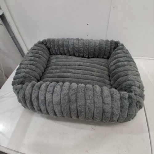 RIBBED PLUSH PET SOFA BED WITH SOFT PADDING - 26" X 20", WASHABLE - GREY image 3