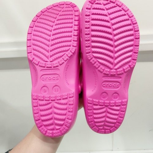 UNISEX CROCS BAYA CLOGS - SIZE M: 9W: 11 - ELECTRIC PINK (STYLE: 10126-6QQ) image 5