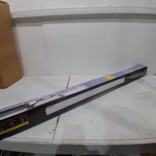 KODA MODERN DIRECTIONAL SHOP LIGHT WITH MOTION SENSOR - 6000LM - 45" - WHITE (MODEL:LM030630) image 4