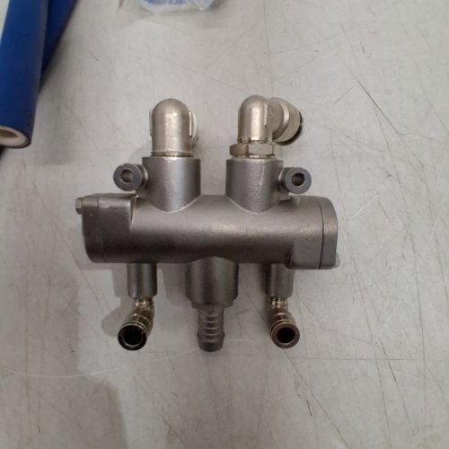 2PC MULTIVAC PNEUMATIC CONTROL VALVE BLOCK ASSEMBLY & RUBBER HOSE REPLACEMENT KIT - G1/2" - 1–10 BAR - 80°C MAX - BLUE/SILVER (MODEL: 110783758) image 3