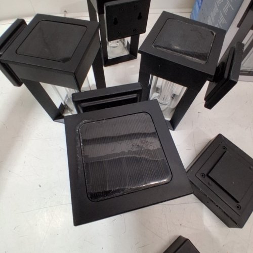 4PK NATURALLY SOLAR WALL/POST ACCENT LIGHTS - 25 LUMENS - BLACK (MODEL: 1938011) image 3