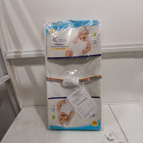 GRACO PREMIUM CONTOURED CHANGING PAD - 16" X 32" - WHITE (MODEL: 06810-500-DL) image 2