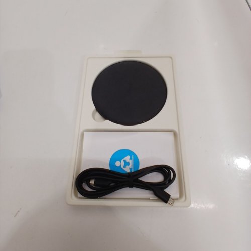 ANKER POWERWAVE FAST WIRELESS CHARGING PAD- 10W image 2
