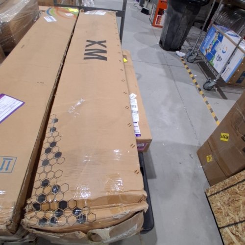 CY 12" MEMORY FOAM HYBRID MATTRESS IN A BOX - QUEEN - WHITE (MODEL: LXWM-12Q) image 6