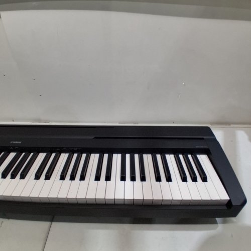 YAMAHA P45B ENTRY LEVEL 88-KEY WEIGHTED ACTION DIGITAL PIANO - BLACK (MODEL: P-45B) image 4