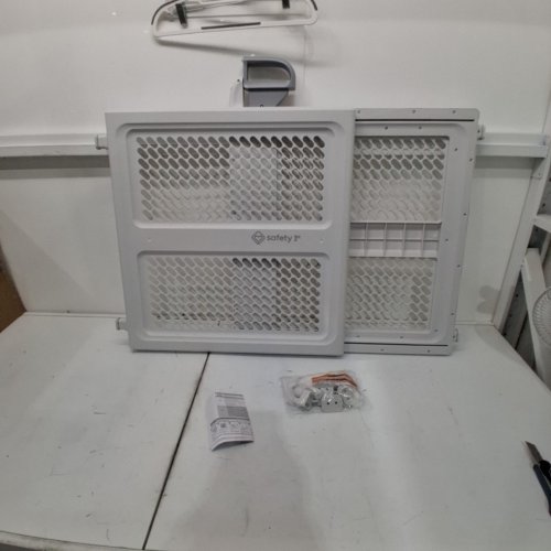 SAFETY 1ST LIFT, LOCK & SWING DUAL-MODE GATE - 28" - 42"X 26" - GREY (MODEL:GA048CWHOF1) image 2