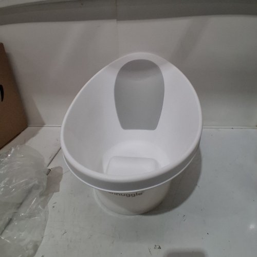 SHNUGGLE BABY BATHTUB WITH BUILT IN SUPPORT BUMP AND SOFT BACKREST - 0.5 GAL - WHITE/GREY (MODEL: SBP-WGY-CAN) image 2