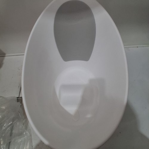 SHNUGGLE BABY BATHTUB WITH BUILT IN SUPPORT BUMP AND SOFT BACKREST - 0.5 GAL - WHITE/GREY (MODEL: SBP-WGY-CAN) image 3