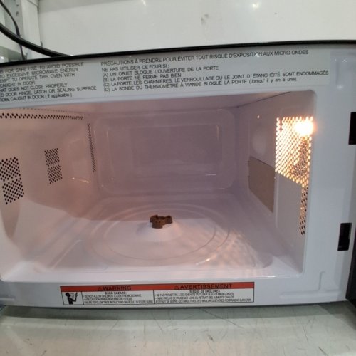 CHEFMAN COUNTERTOP MICROWAVE OVEN - 0.7 CU.FT./20L - BLACK (MODEL: RJ55-7-V2-CA) image 4