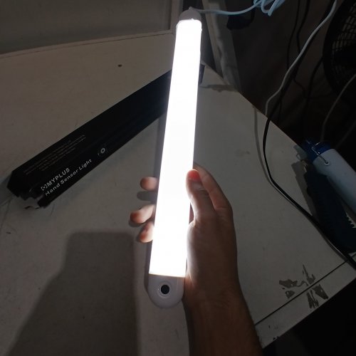 MYPLUS HAND SENSOR LIGHT 7.5W, 120 V, 600 LM - 16" - WHITE - (MODEL: G201) image 2