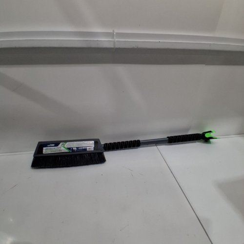 2PC POLAR XTREME SNOW BRUSH AND SCRAPER WITH RUBBER SIDE - 58" - GREEN/BLACK (MODEL:1509988) image 2