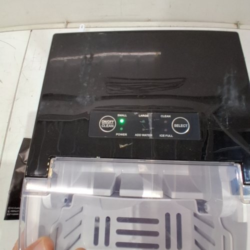 SWEETCRISPY COUNTERTOP ICE MAKER - 26LB - BLACK - (MODEL: ZBJ-PP10A-BK) image 2