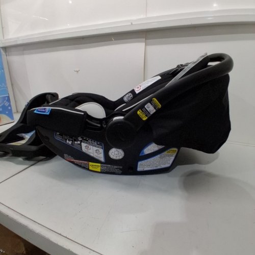 GRACO SNUGRIDE 35 LITE LX INFANT CAR SEAT - MAX WEIGHT 34LBS - STUDIO COLOUR (MODEL: 2119658) image 4