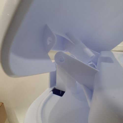 DIAPER GENIE ESSENCE PAIL DIAPER PAIL SYSTEM WITH EASY ROLL REFILL - 24" - WHITE (MODEL: I000908) image 3