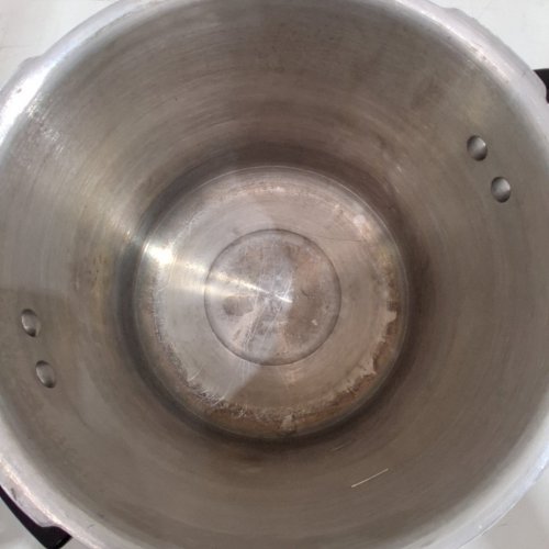 IMUSA MIRRO ALUMINUM PRESSURE COOKER COOKWARE - 7QT - SILVER image 4