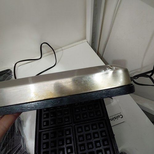 CUISINART BELGIAN 2-IN-1 WAFFLE MAKER WITH PANCAKE PLATE - STAINLESS STEEL AND BLACK (MODEL: WAF-350NASC) image 5
