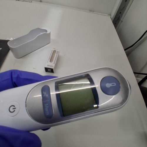 BRAUN THERMOSCAN 7 EAR THERMOMETER WITH AGE PRECISION FOR INFANTS, CHILDREN AND ADULTS (MODEL:IRT6520CA) image 4