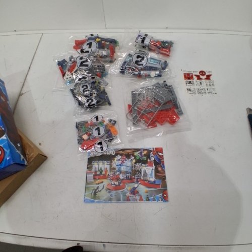 JOY BRICKS 507PC SPIDER HERO ATTACK ON SPIDER LAIR BUILDING SET (MODEL: 60095) image 3