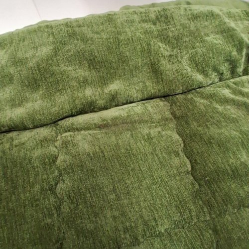 ROOTS HOME CHENILLE VELVET COMFORTER - KING - GREEN (MODEL: 1806587) image 7