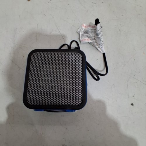 AMAZON BASICS CERAMIC SMALL SPACE PERSONAL MINI HEATER - 500W - BLUE (MODEL: DQ1722B) image 3