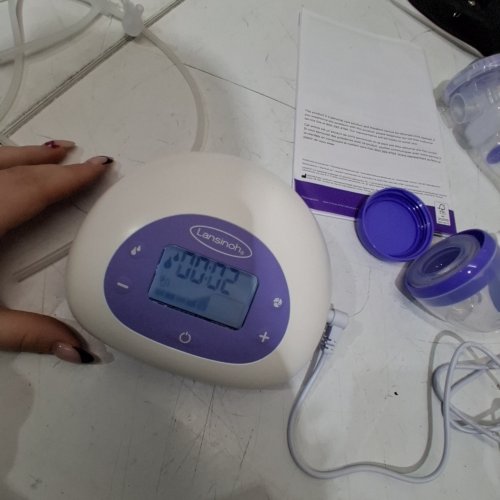 LANSINOH SIGNATURE PRO PORTABLE DOUBLE ELECTRIC BREAST PUMP WITH LCD SCREEN | 3 POWER MODES, FLANGES, 2 BOTTLES - PURPLE/WHITE (MODEL: 44677-0530-90) image 2