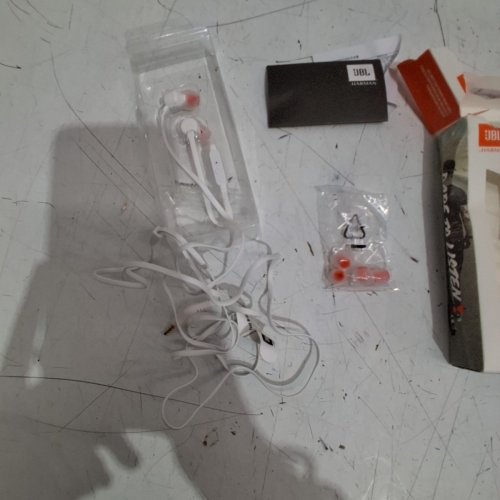 JBL TUNE 110 IN EAR HEADPHONES - WHITE image 2