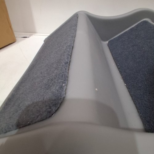 AMAZON BASICS FOLDABLE 4-STEP PET STAIRS - 20" X 16" X 26" - GREY (MODEL: B09T45VHNG) image 3