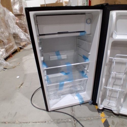 UPSTREMAN SINGLE DOOR MINI FRIDGE WITH FREEZER AND MINI ICE TRAY - 3.2 CU. FT. - BLACK (MODEL: BR321) image 4