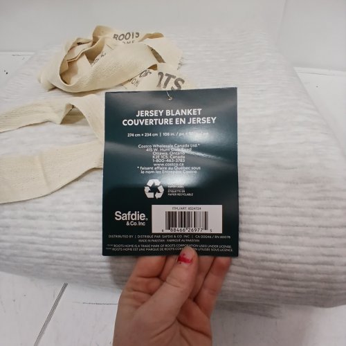 ROOTS HOME JERSEY BLANKET - 108" X 92" - LIGHT GREY (MODEL: 8524726) image 2