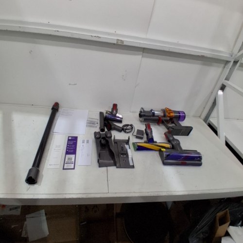 DYSON V15 DETECT CORDLESS VACUUM CLEANER - GREY (MODEL: SV22) image 3