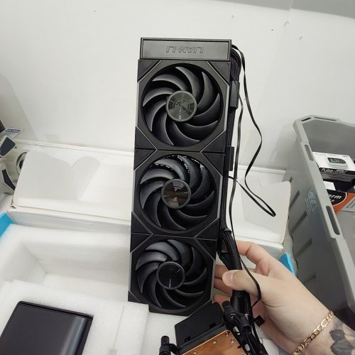 LIAN LI HYDROSHIFT II LIQUID CPU COOLER - 360 MM - BLACK image 4