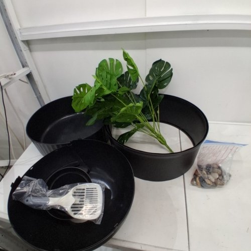 FEANDREA CAT LITTER BOX WITH FAKE PLANT -19.2" X 19.2" X 23.2" - BLACK (MODEL: PPT006B101) image 2