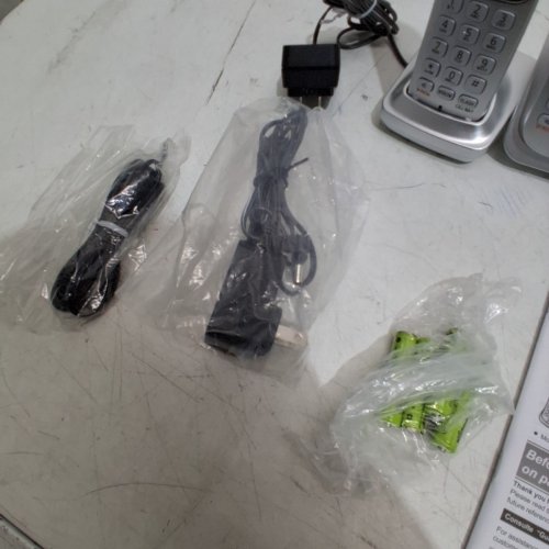 PANASONIC 2 HANDSET CORDLESS PHONES - SILVER (MODEL: KX-TGC222) image 4
