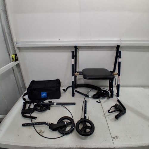 MEDLINE GUARDIAN FOLDABLE SUPERLIGHT ALUMINUM ROLLING WALKER - 6" WHEELS - 250LBS CAPACITY - BLACK (MODEL: MDS86825SLB) image 2