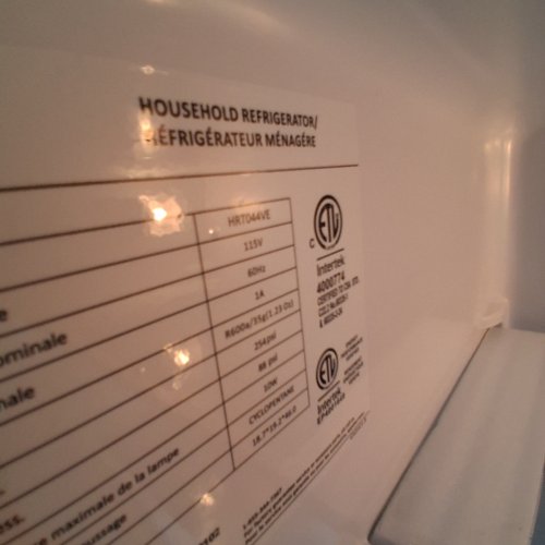 HISENSE STAINLESS STEEL COMPACT REFRIGERATOR WITH TOP MOUNT FREEZER - 4.4 CU.FT (MODEL: HRT044VE) image 3