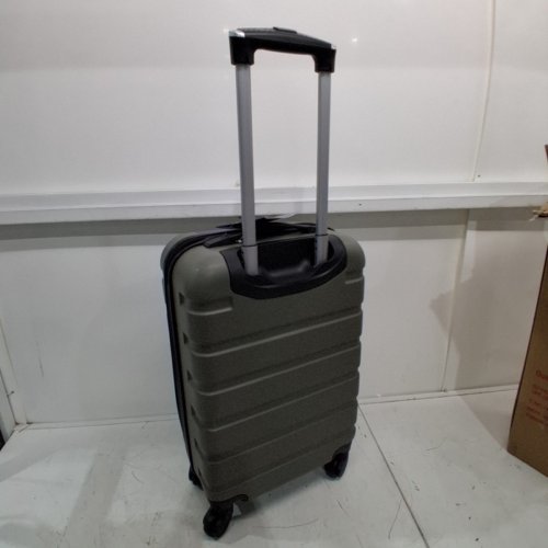 WRANGLER HARDSIDE CARRY-ON SPINNER LUGGAGE - 22" - DUSTY OLIVE GREEN (MODEL: WR-87720-330) image 4