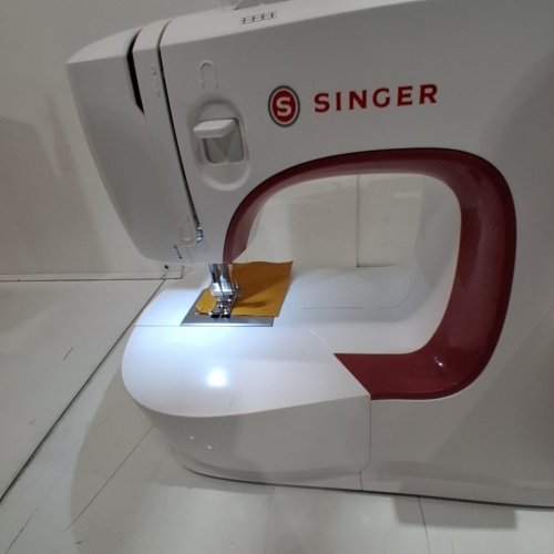SINGER MX231 SEWING MACHINE WITH 23 BUILT-IN STITCHES - WHITE (MODEL: MX231) image 2