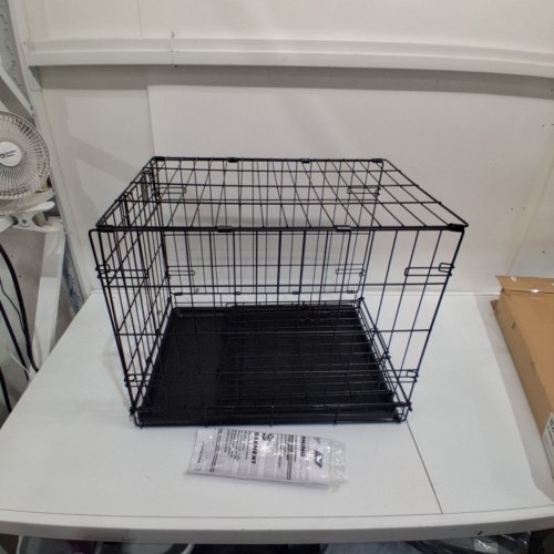 NEW WORLD FOLDING METAL DOG CRATE, 24'' SMALL - BLACK (MODEL: B24) image 3
