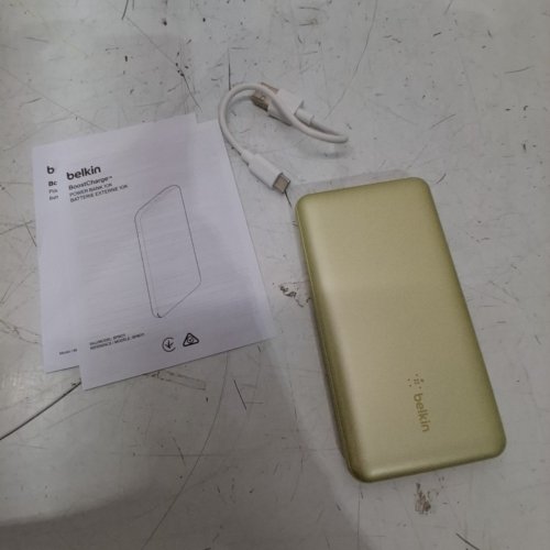BELKIN PORTABLE USB-C POWER BANK - 10,000 MAH - GOLD image 3