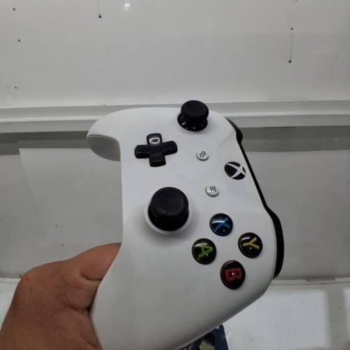 XBOX ONE WIRELESS CONTROLLER - WHITE image 5