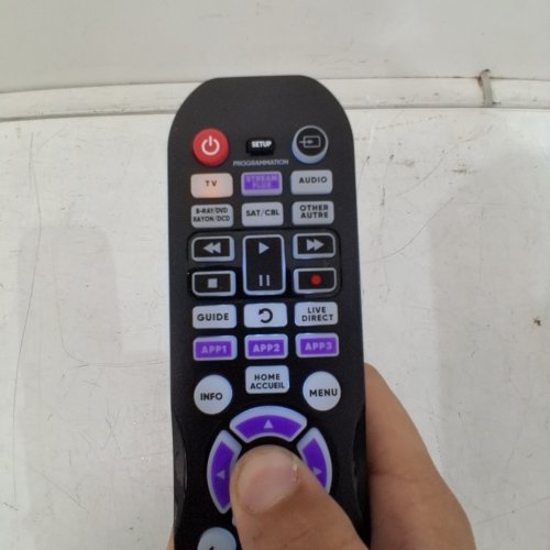 ONN. 6-DEVICE UNIVERSAL REMOTE CONTROL - COMPATIBLE WITH ALL MAJOR BRANDS - BLACK image 2