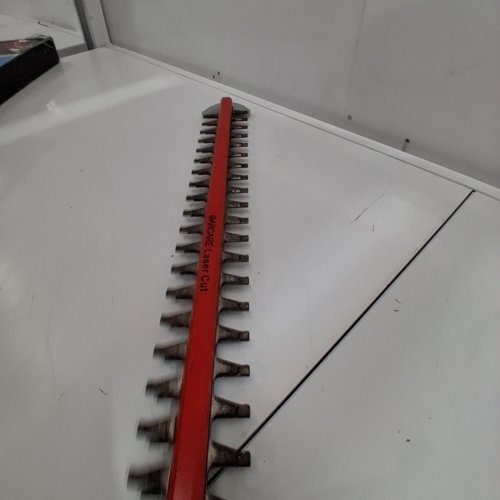 GARCARE CORDED ELECTRIC HEDGE TRIMMER - 24" - ORANGE/BLACK - (MODEL: GHT08) image 2