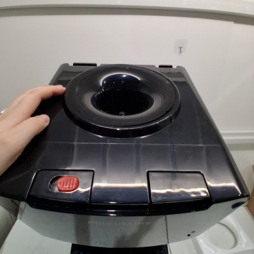 FRIGIDAIRE TOP-LOAD HOT & COLD WATER COOLER/DISPENSER - FITS 3-5 GALLON BOTTLES - BLACK (MODEL: EFWC498) image 5