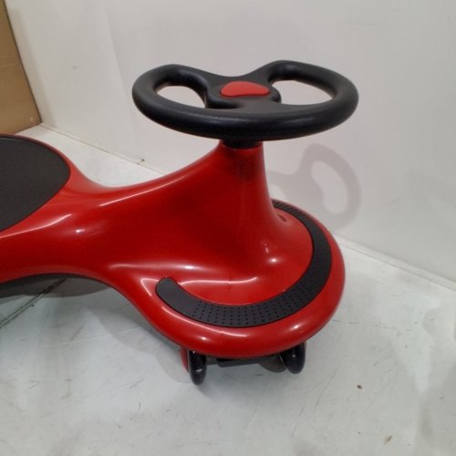 JOYANO SWING CAR WITH LED ROLLING WHEELS - RED (MODEL: SVT-005) image 3