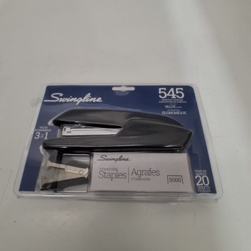 SWINGLINE 545 STANDARD DESKTOP STAPLER VALUE PACK WITH 20 SHEET CAPACITY STAPLER, 5000 STAPLES, AND STAPLE REMOVER - BLACK image 2