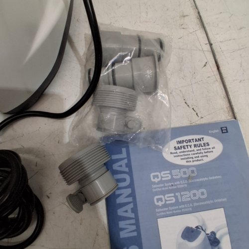 INTEX KRYSTAL CLEAR QS500 DIGITAL SALTWATER SYSTEM WITH E.C.O. FOR ABOVE GROUND POOLS UP TO 15000GAL. - 110V-120V/ REQUIRES 700-3000GPH FILTER - GREY/WHITE (MODEL: 26667EG) image 4